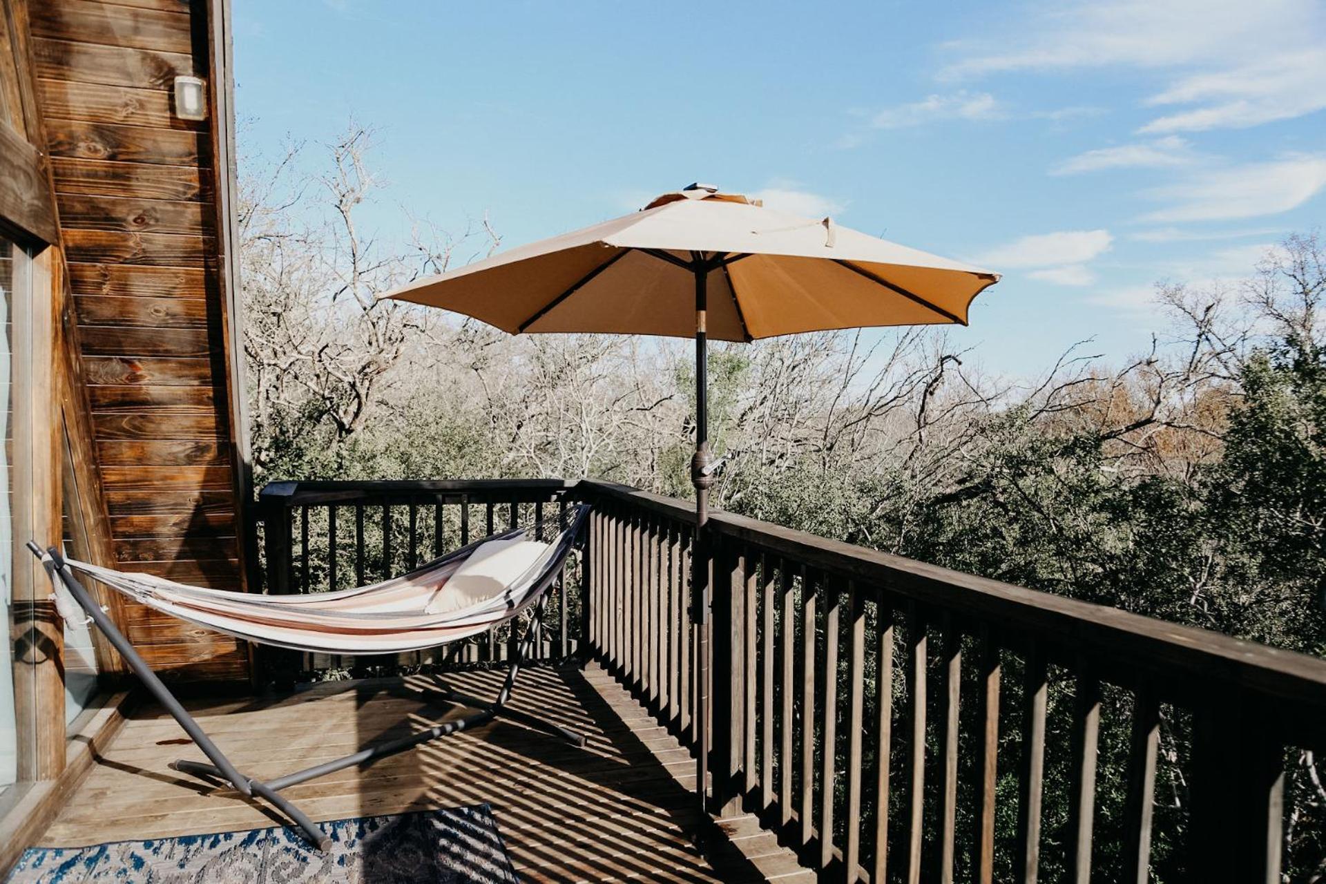 The Maverick: A-Frame W/ Hammock And Tree Top View New Braunfels Luaran gambar