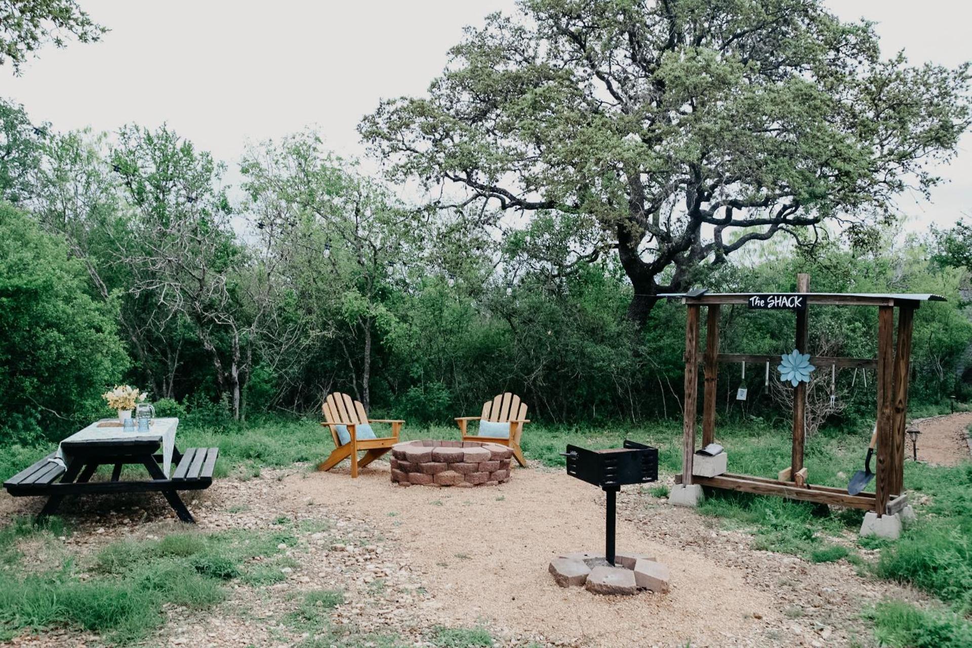 The Maverick: A-Frame W/ Hammock And Tree Top View New Braunfels Luaran gambar